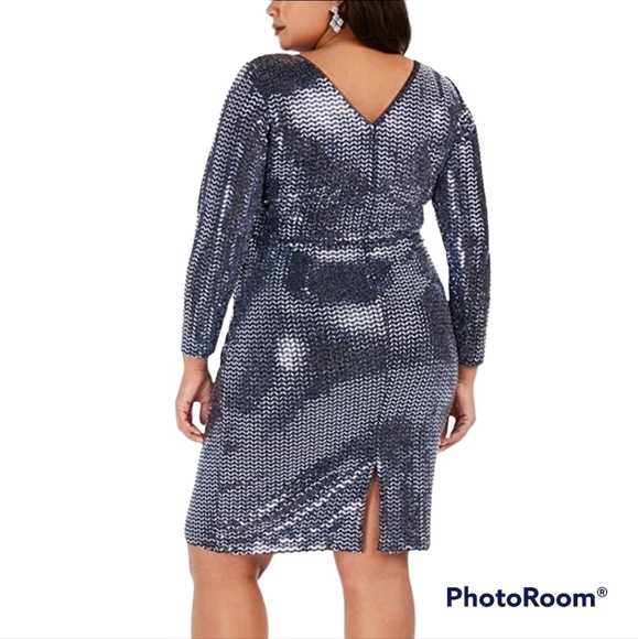 Betsy & Adam Navy Blue Sparkly Metallic Chevron Sequin Wrap Top Dress Size 20W - Picture 2 of 11